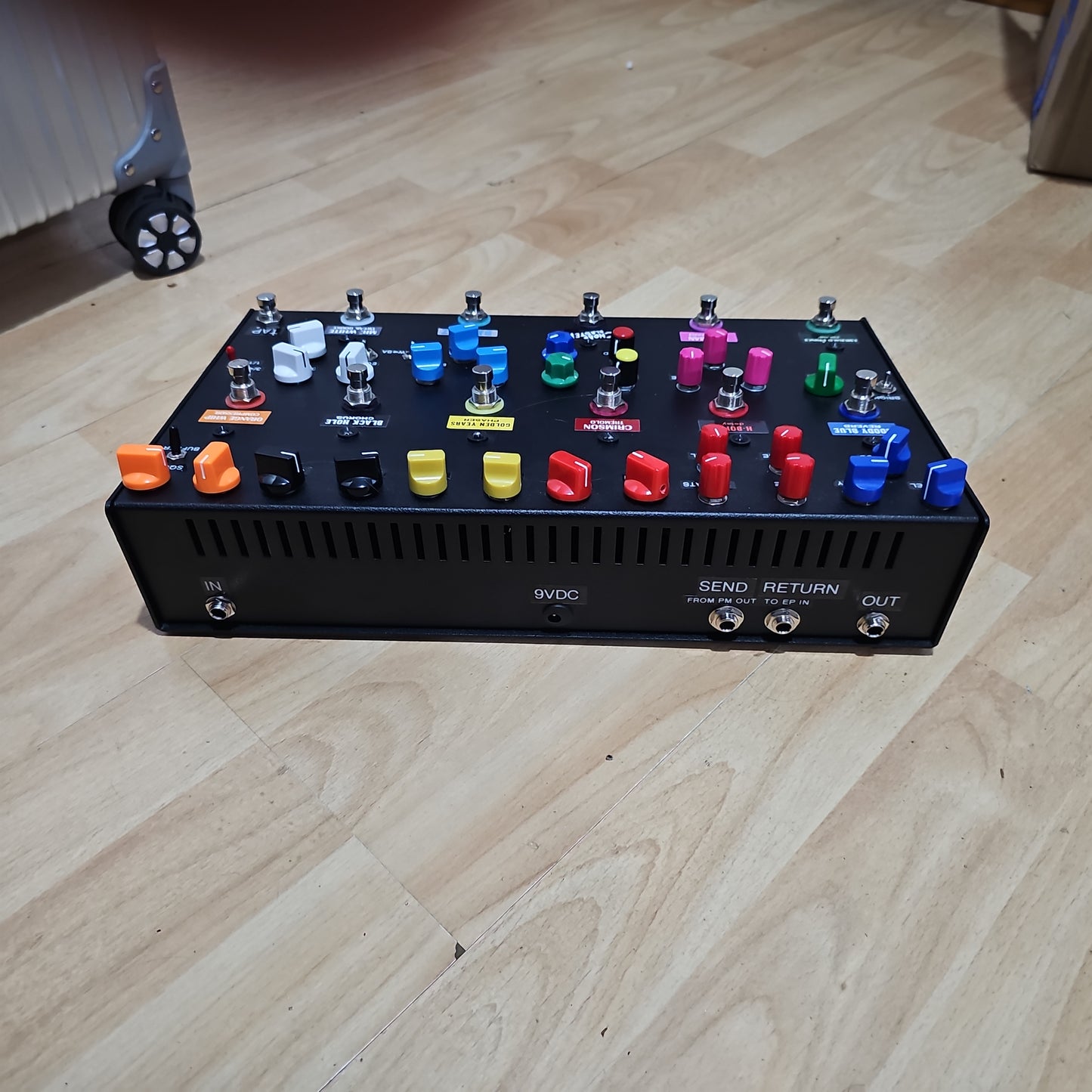 Henretta Engineering Mini Console